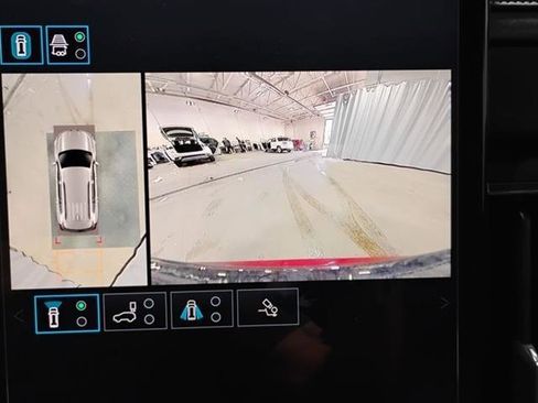 New 2025 GMC Acadia Elevation w/ Black Edition image 32