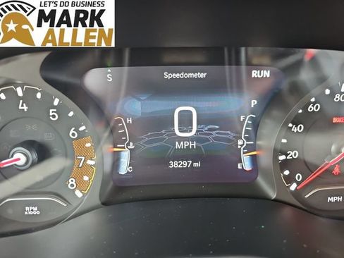 Used 2025 Jeep Compass Limited AWD/4WD image 12