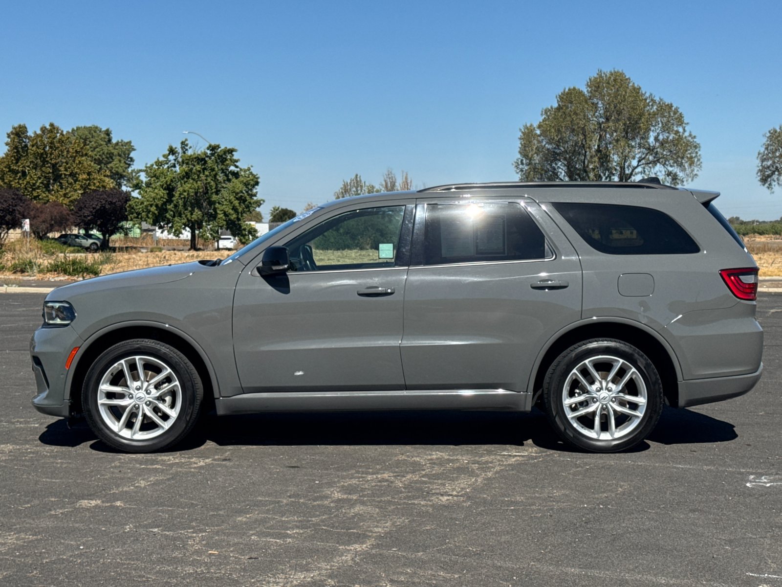 Used 2025 Dodge Durango GT AWD/4WD image 7