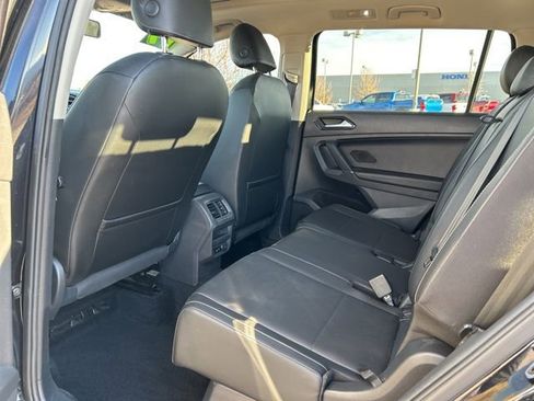 Used 2018 Volkswagen Tiguan S image 24