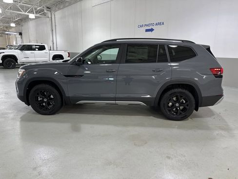 New 2026 Volkswagen Atlas Peak Edition AWD/4WD image 5