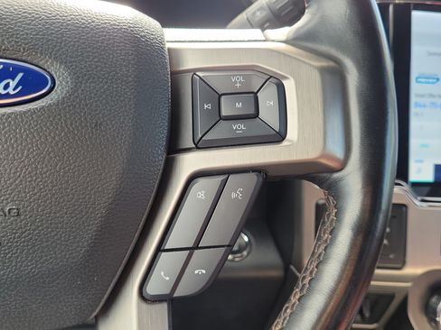 Used 2022 Ford F350 Platinum w/ FX4 Off-Road Package AWD/4WD image 27