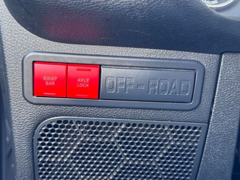 Used 2016 Jeep Wrangler Unlimited Rubicon AWD/4WD image 30