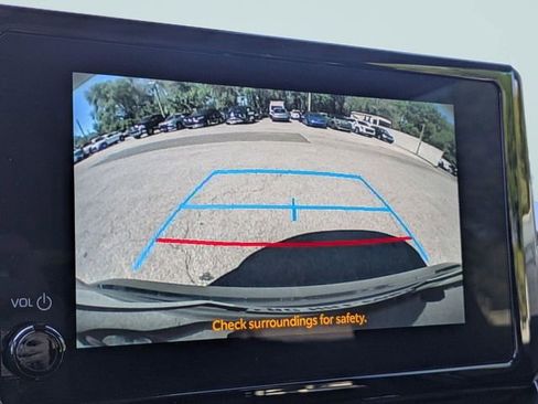 Used 2024 Toyota Corolla LE image 21