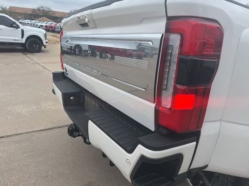 Used 2023 Ford F450 Limited w/ FX4 Off-Road Package image 10