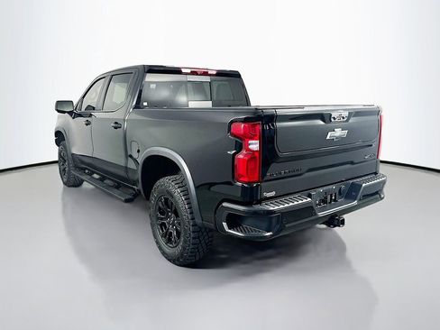 Used 2025 Chevrolet Silverado 1500 ZR2 w/ Technology Package AWD/4WD image 5