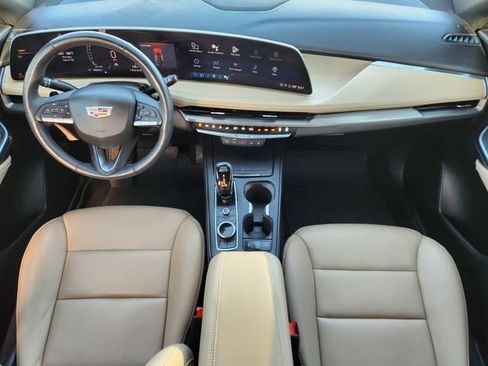 Used 2024 Cadillac XT4 Luxury w/ Cold Weather Package image 26