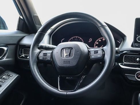 Certified 2025 Honda Civic Sport image 17