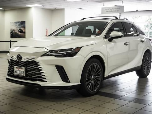 Used 2025 Lexus RX 350 Premium w/ Convenience Package AWD/4WD image 3