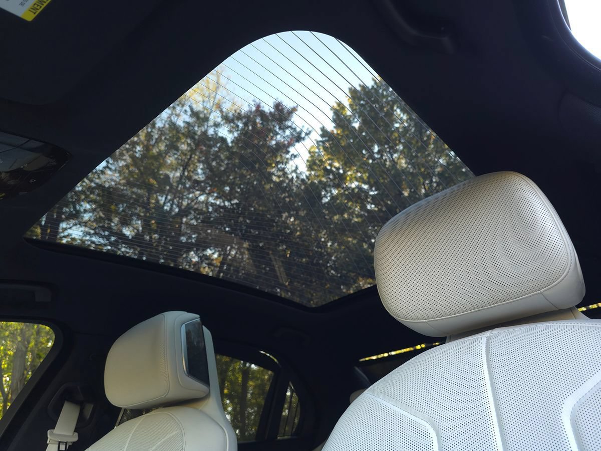 Used 2024 BMW 760i xDrive w/ Premium Package 2 AWD/4WD image 64