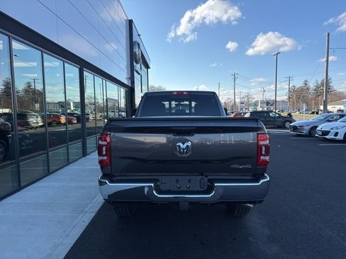 Used 2024 RAM 2500 Tradesman w/ Chrome Appearance Group image 4