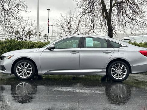 Used 2022 Honda Accord LX image 7