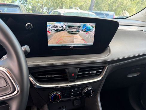 Used 2025 Buick Encore GX Preferred FWD image 17