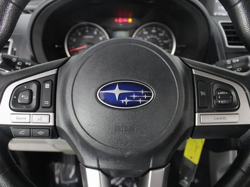 Used 2018 Subaru Forester 2.5i image 12