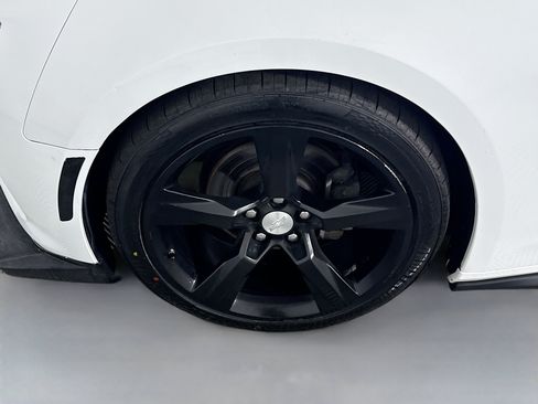 Used 2019 Chevrolet Camaro LT RWD image 36