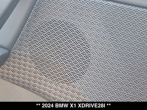 Used 2024 BMW X1 xDrive28i w/ Convenience Package AWD/4WD image 22