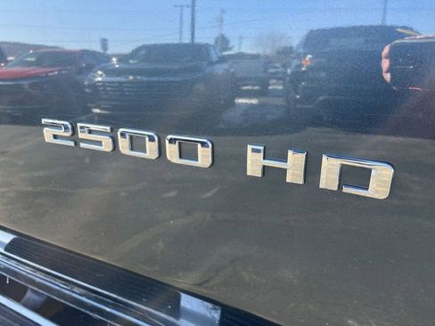 Used 2020 Chevrolet Silverado 2500 LTZ w/ LTZ Convenience Package image 30