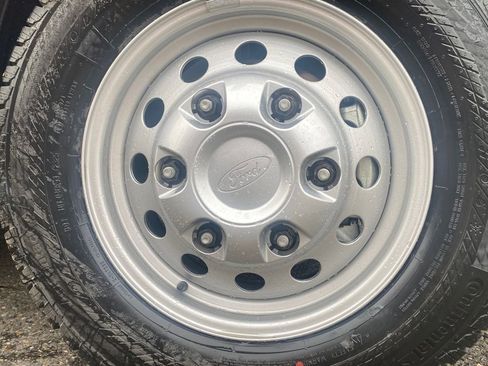 New 2026 Ford Transit 250 148 Medium Roof Extended AWD w/ Load Area Protection Package image 29