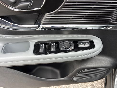 Certified 2022 Lincoln Corsair AWD w/ Premium Package image 13