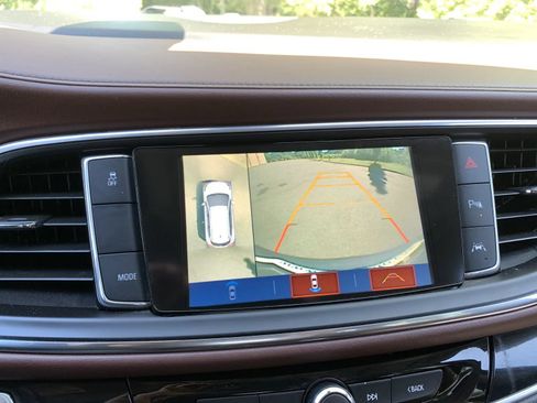 Used 2019 Buick Enclave Avenir w/ Avenir Technology Package FWD image 14