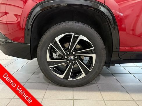 New 2025 Buick Enclave Sport Touring w/ Super Cruise Package image 9