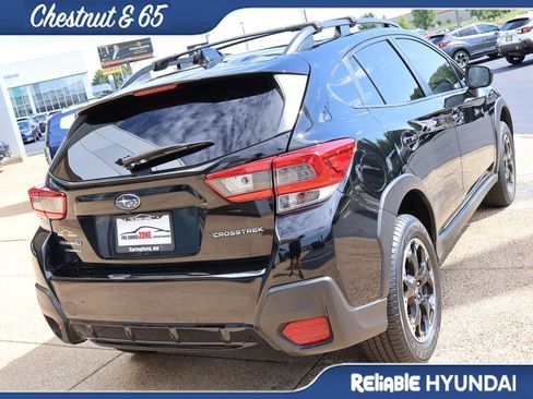 Used 2023 Subaru Crosstrek 2.0i Premium AWD/4WD image 6