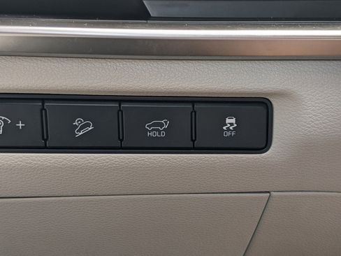 Certified 2023 Kia Telluride EX w/ EX Captain's Chair Package image 21