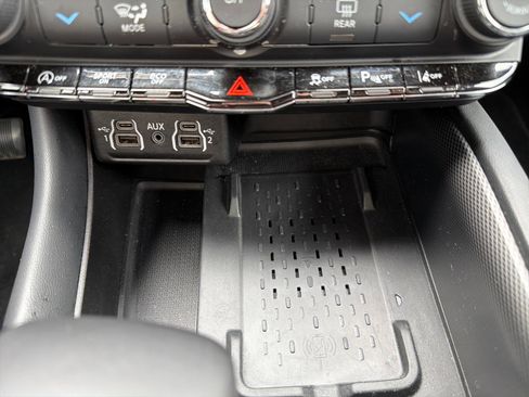 Used 2025 Dodge Durango GT image 20