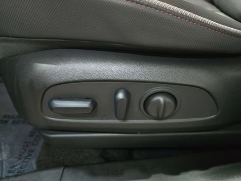 Used 2023 Chevrolet TrailBlazer RS w/ Convenience Package image 31