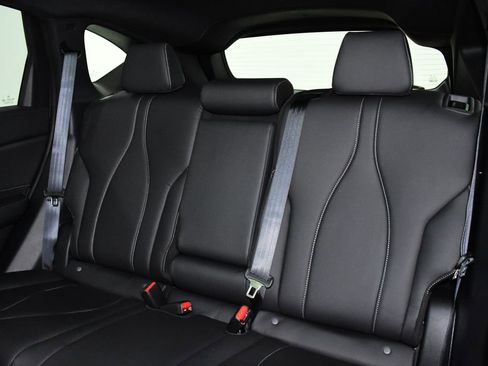 New 2026 Acura RDX SH-AWD image 23