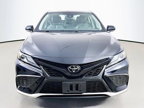 Used 2024 Toyota Camry XSE FWD image 2