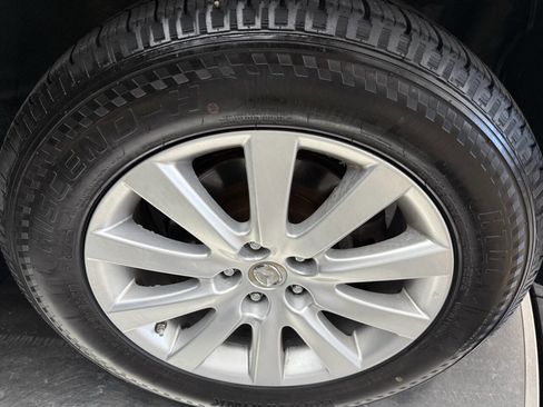 Used 2010 MAZDA CX-9 Touring w/ Moonroof & Bose Audio Pkg image 16