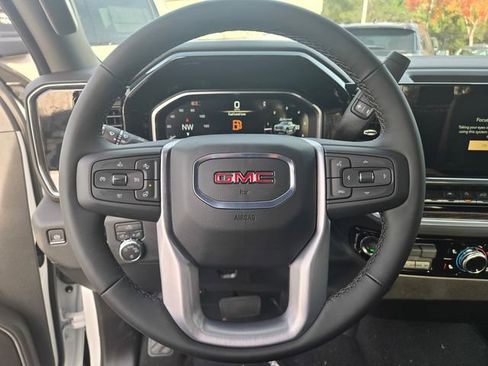 New 2026 GMC Sierra 1500 SLE image 20