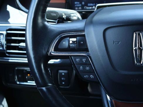 Used 2024 Lincoln Navigator Reserve AWD/4WD image 22