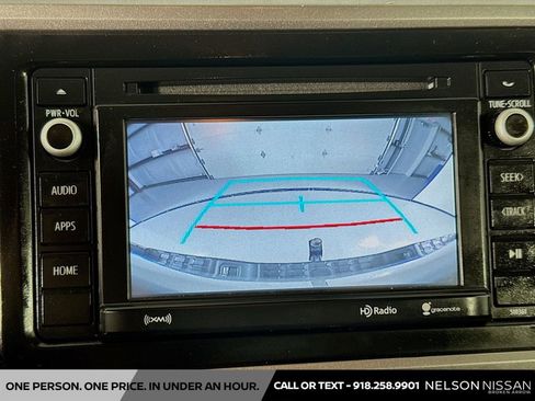 Used 2019 Toyota Tacoma SR5 AWD/4WD image 13