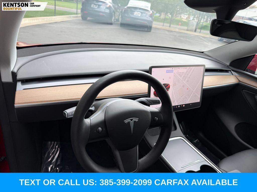 Used 2023 Tesla Model Y Long Range AWD/4WD image 23