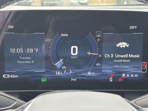 New 2026 Chevrolet Equinox EV LT image 26