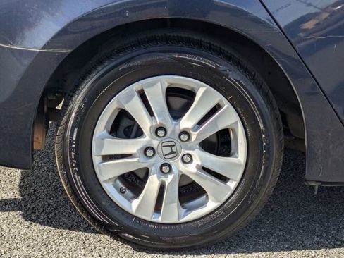 Used 2012 Honda Accord LX image 12
