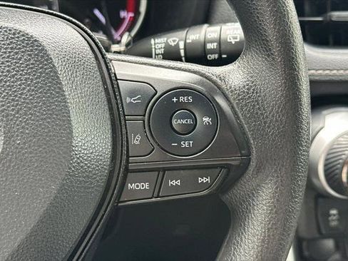 Certified 2024 Toyota RAV4 XLE FWD image 27