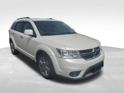 Used 2014 Dodge Journey Limited w/ Flexible Seating Group FWD image 9