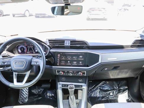 Used 2023 Audi Q3 2.0T Premium w/ Convenience Package AWD/4WD image 13