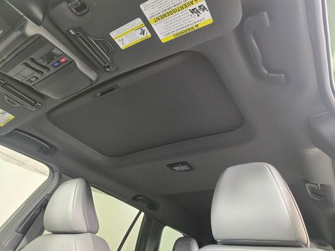 New 2026 Subaru Outback Limited AWD/4WD image 10