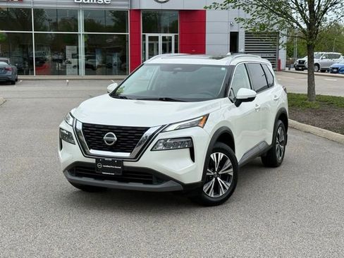 Used 2021 Nissan Rogue SV w/ Premium Package AWD/4WD image 2