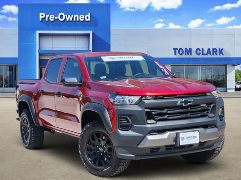 Used 2025 Chevrolet Colorado Trail Boss AWD/4WD image 1