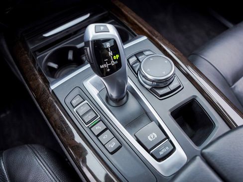 Used 2016 BMW X5 xDrive35d image 28