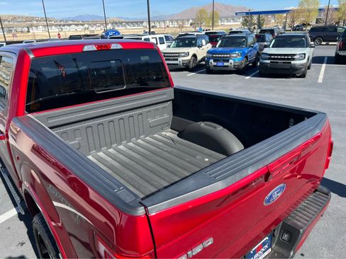 Used 2015 Ford F150 Lariat w/ Equipment Group 501A Mid AWD/4WD image 28