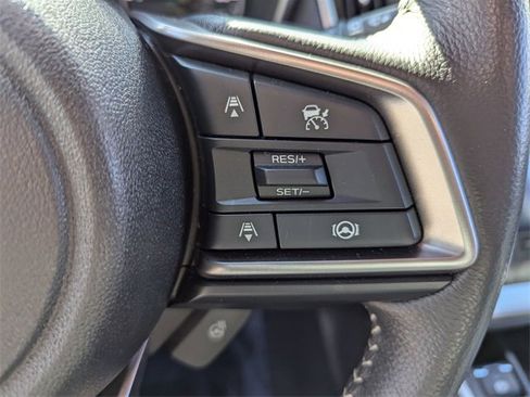 Used 2025 Subaru Outback Limited image 12