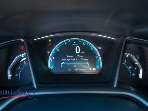 Used 2018 Honda Civic EX image 9