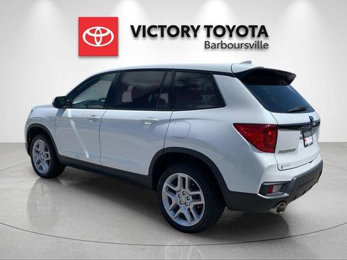 Used 2024 Honda Passport EX-L image 3