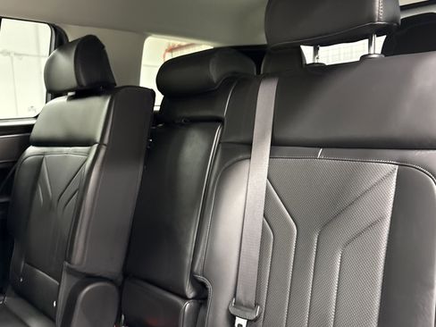 Used 2025 Hyundai Santa Fe XRT image 14